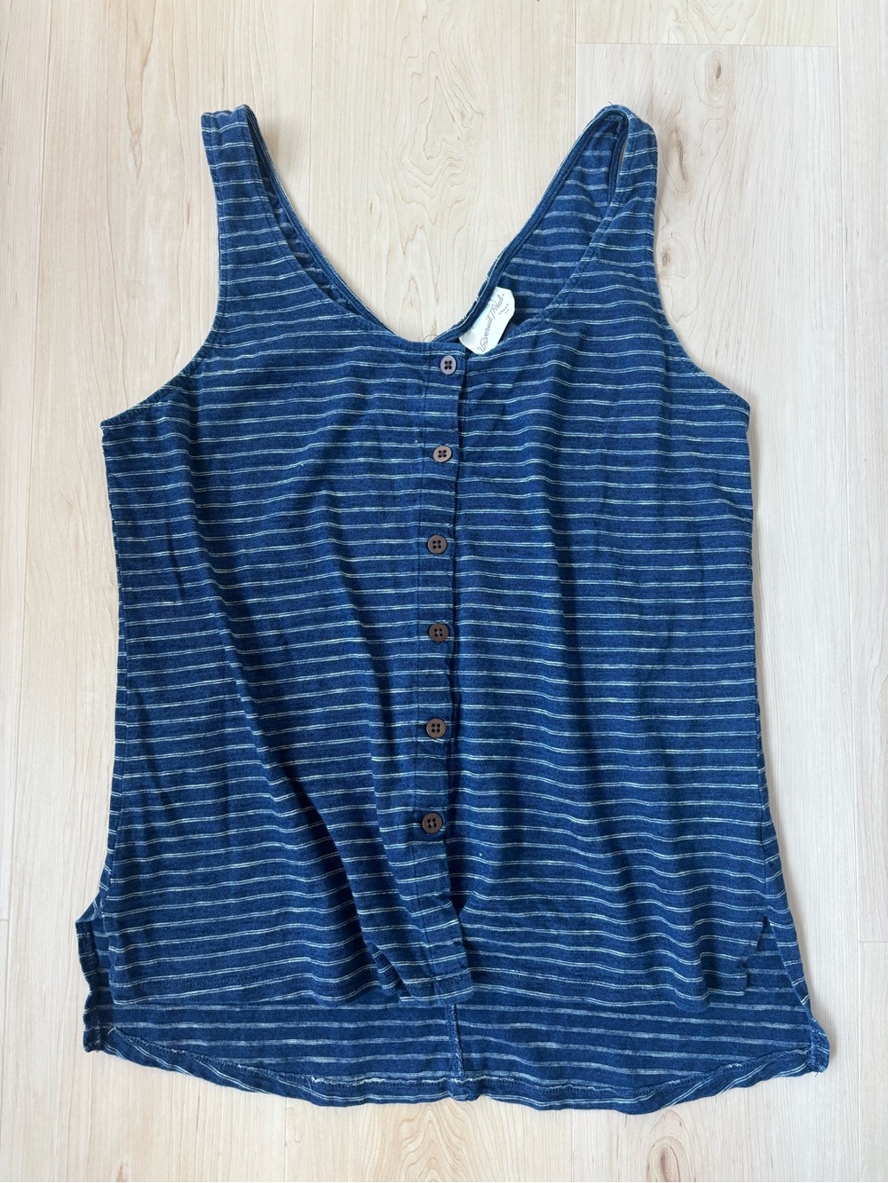 Universal Thread Striped Navy Button-Front Tank Top - Picture 10 of 12